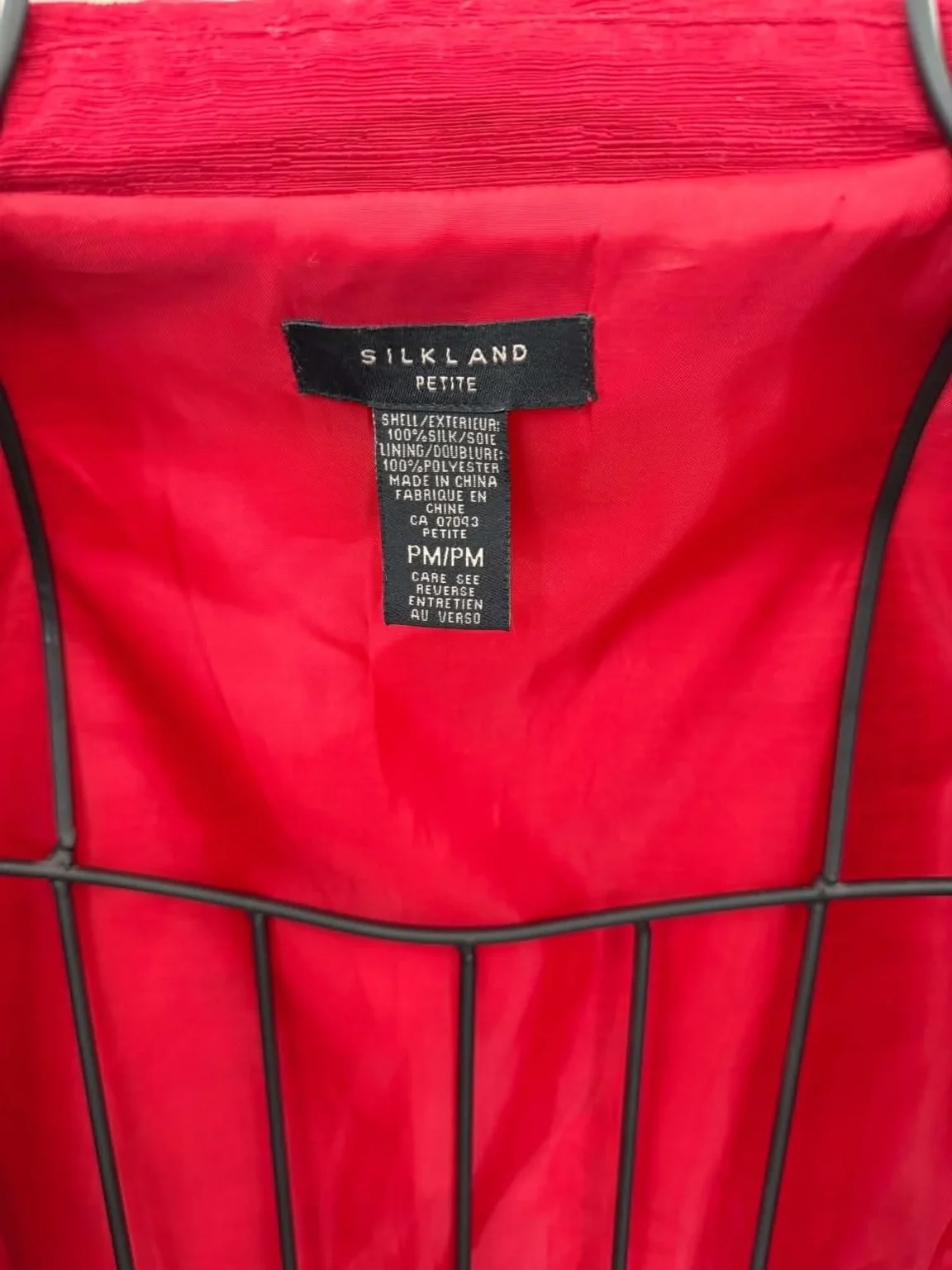 Image for Veste en soie rouge brodée de Silkland Petite