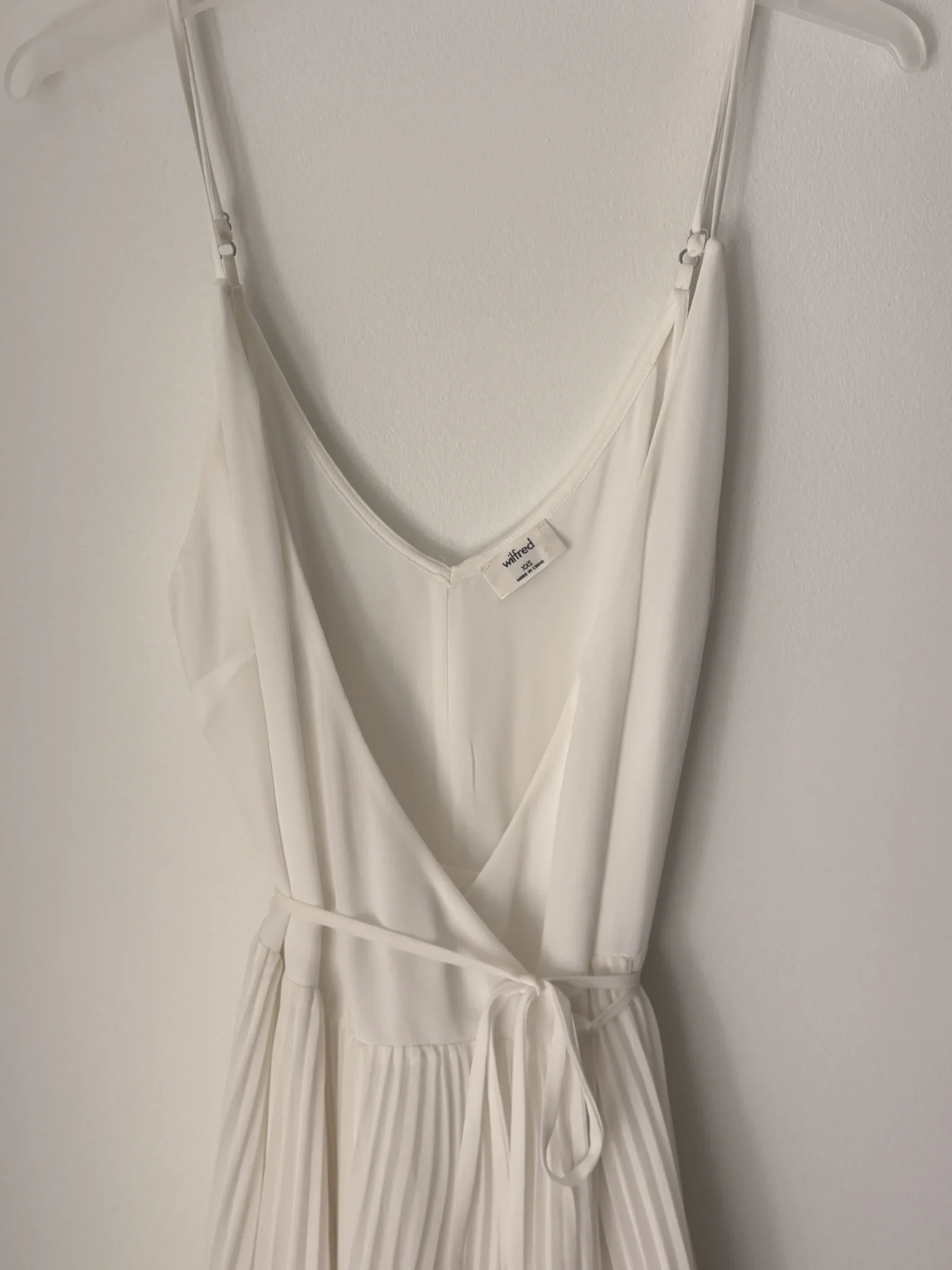 Image for Magnifique robe Aritzia neuve ajustable