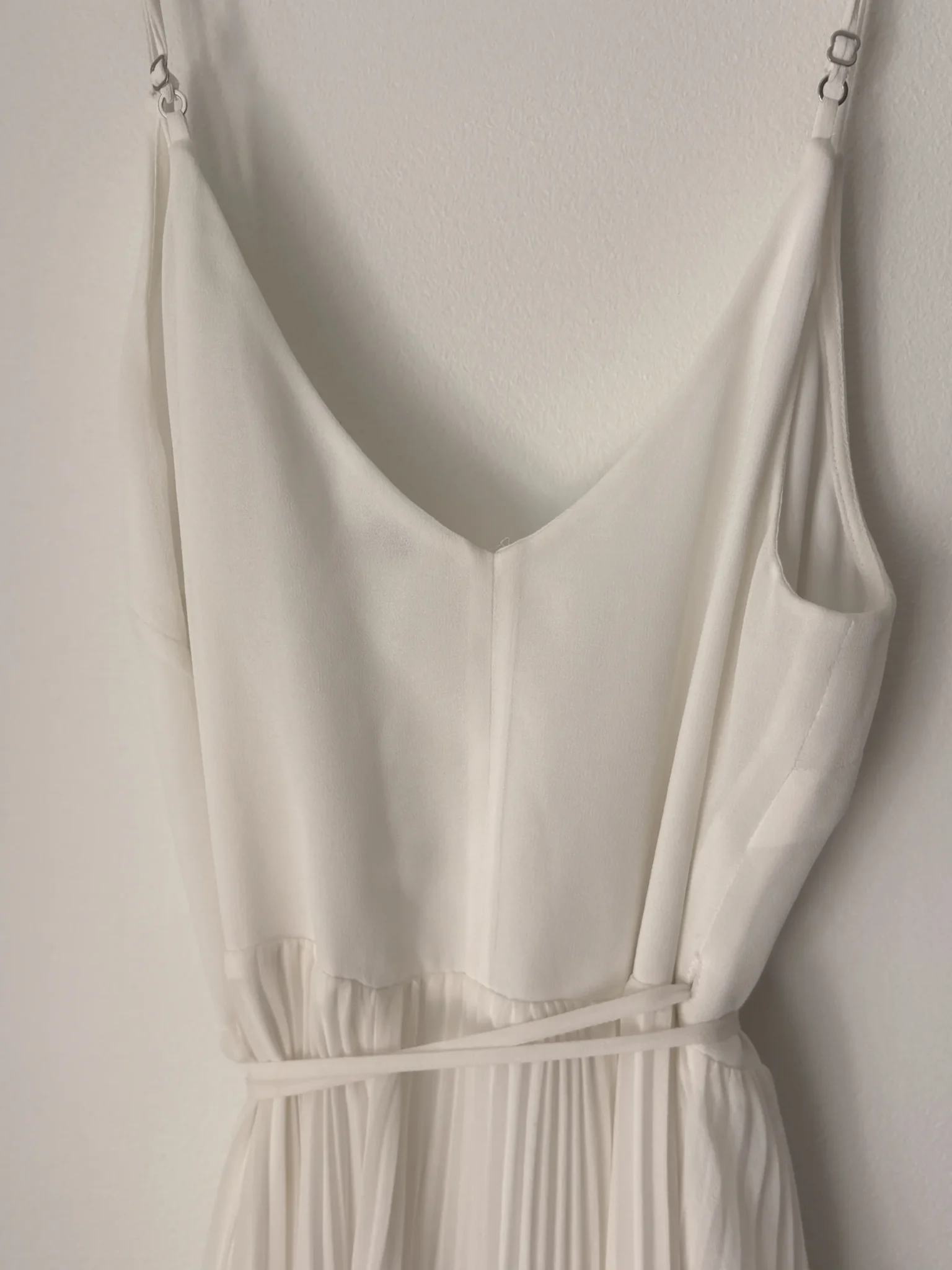 Image for Magnifique robe Aritzia neuve ajustable