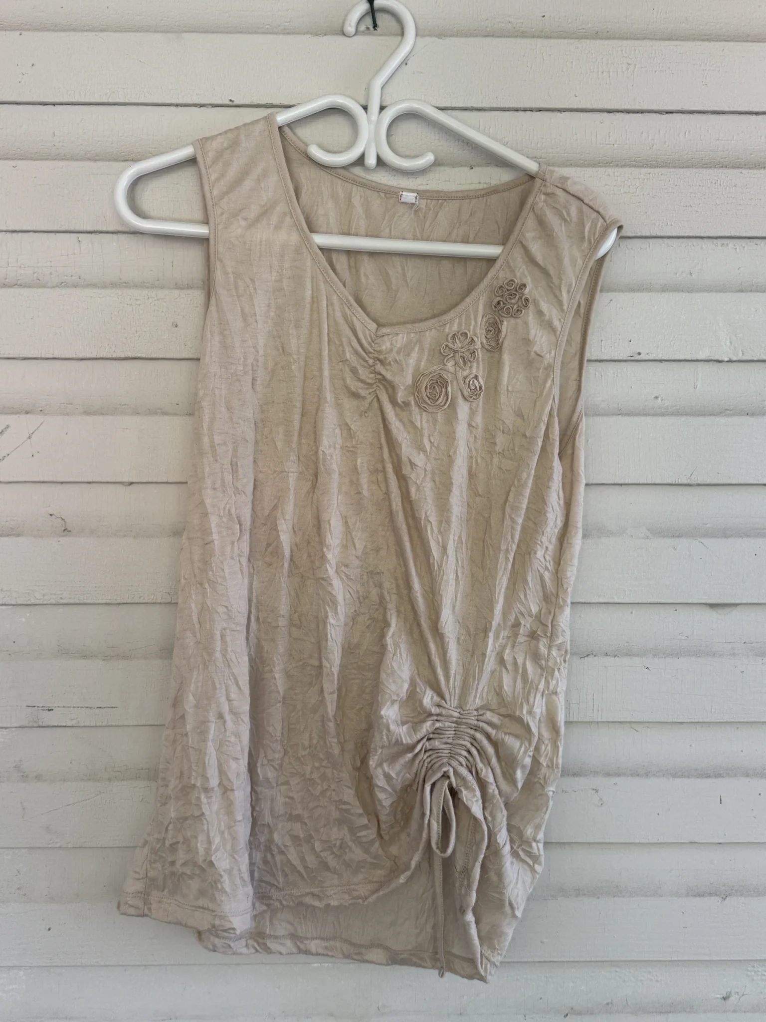 Featured image for Camisole crème à texture