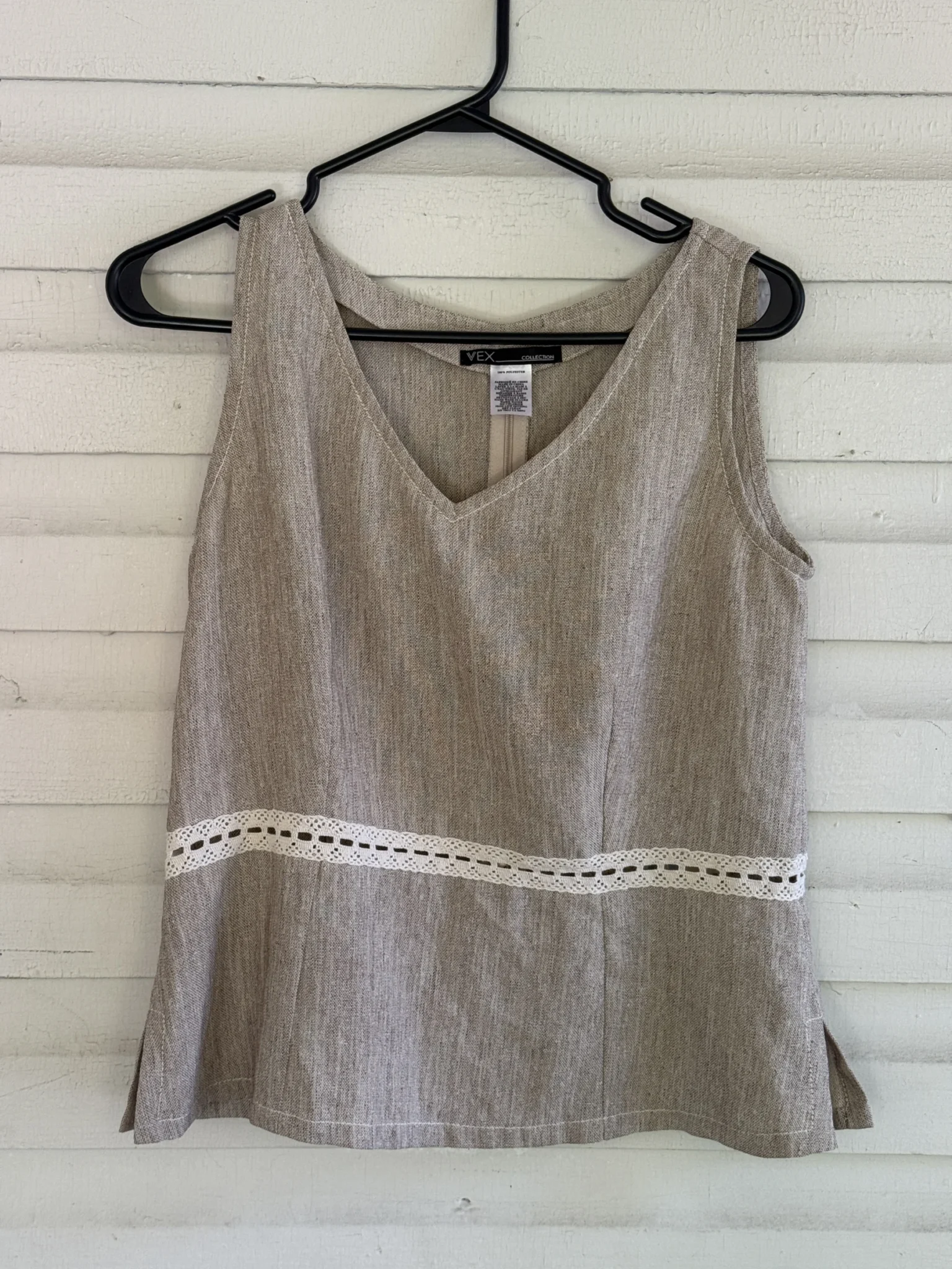 Featured image for Camisole propre beige