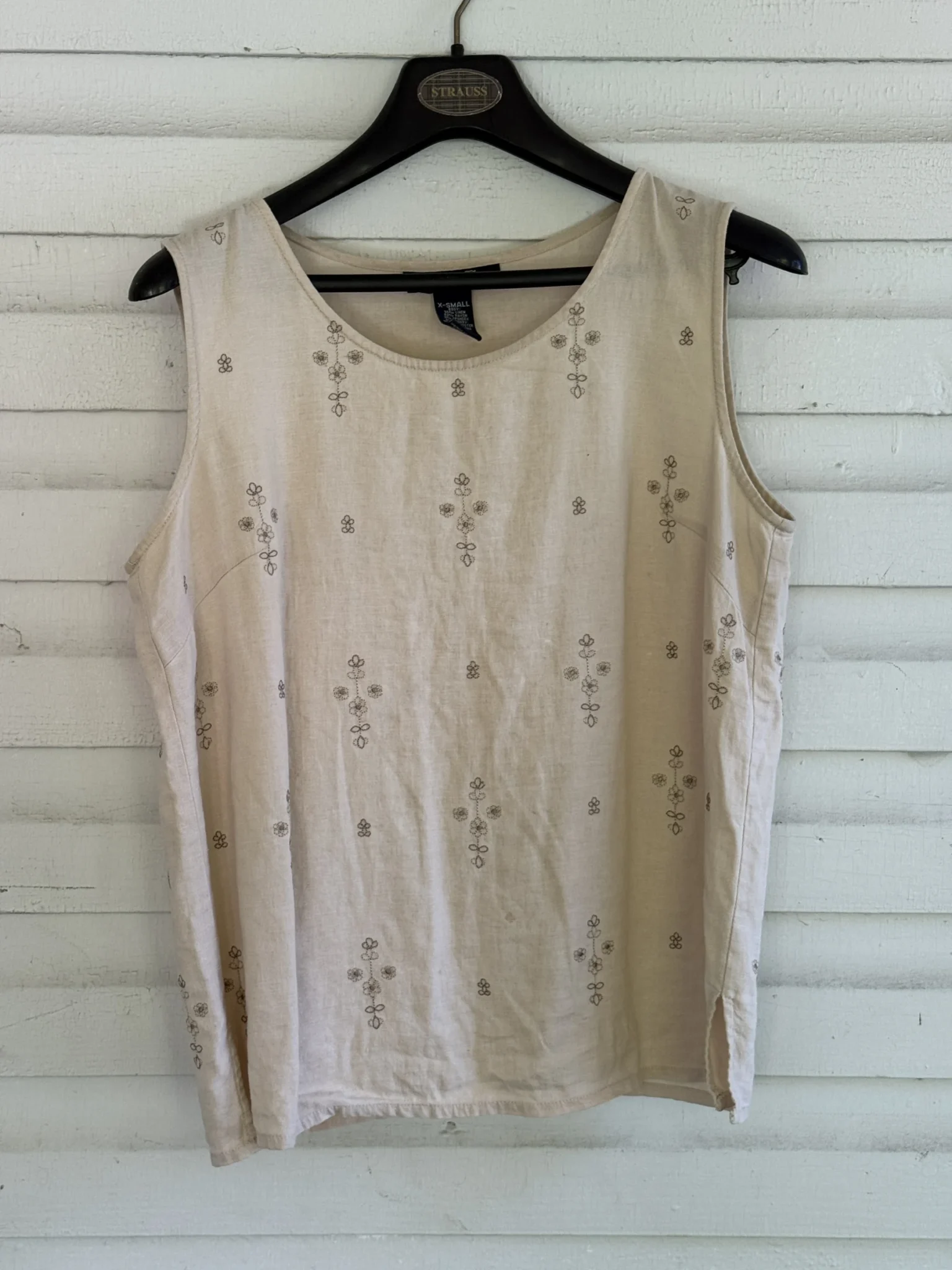Featured image for Camisole broderie de fleur