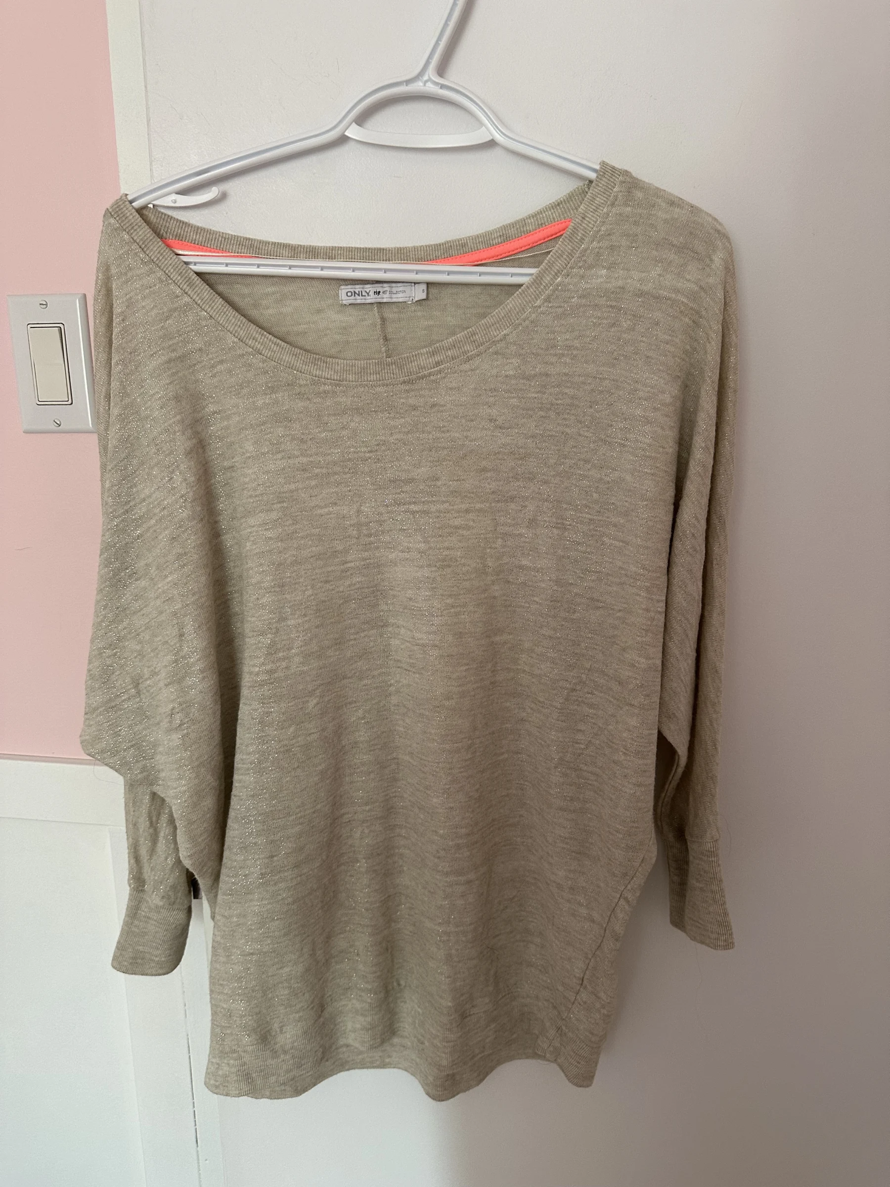 Chandail Sparkly Gold Only seconde main