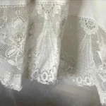 Thumbnail for Jupe longue et large, blanche, volant à dentelle - VINTAGE