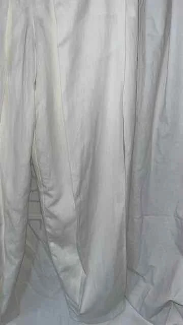 Image for Tailleur-pantalon 100 % lin blanc – Chic / VINTAGE / TRÈS À LA MODE été 2025-26