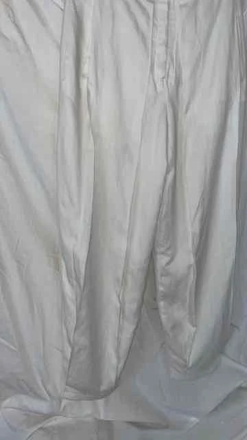 Image for Tailleur-pantalon 100 % lin blanc – Chic / VINTAGE / TRÈS À LA MODE été 2025-26