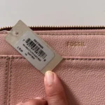 Thumbnail for Porte monnaie en  cuir   rose de la marque Fossil