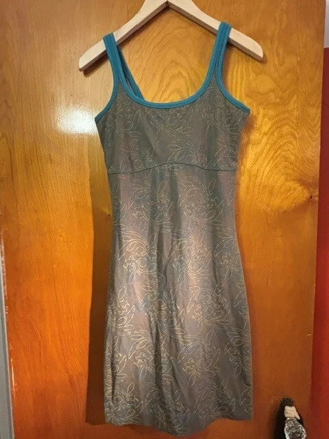 Featured image for Robe d'été Lolë