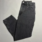 Featured thumbnail for Mom jeans noirs
