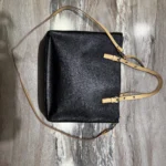Thumbnail for Sac à main en cuir noir