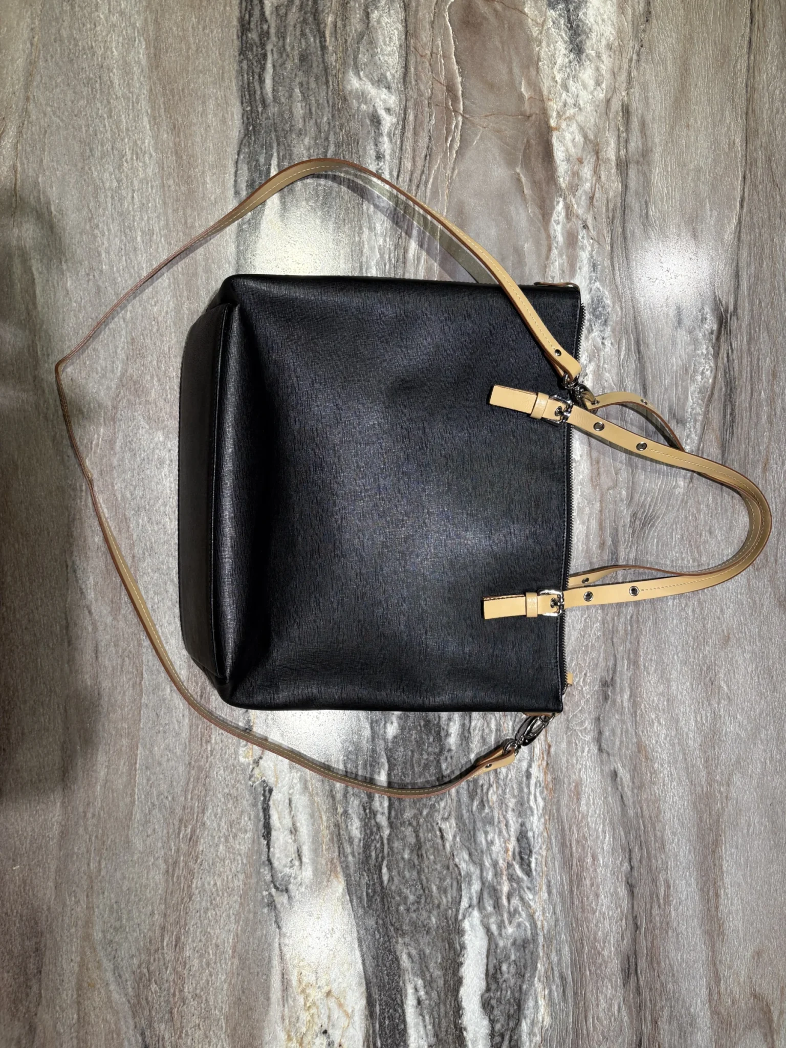 Image for Sac à main en cuir noir