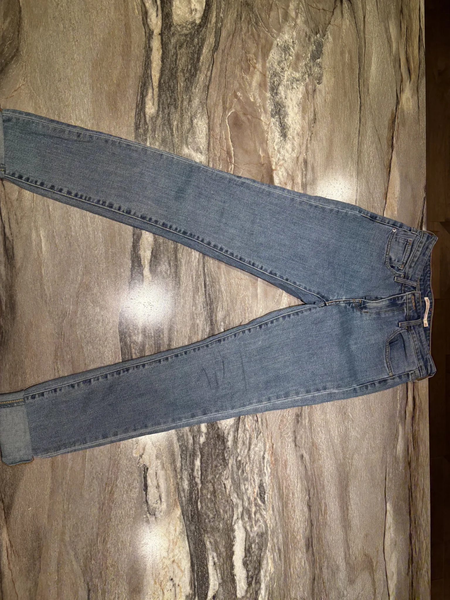 Featured image for Jeans Lévis