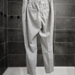 Thumbnail for Pantalon ajusté 7/8 carroté gris pâle Uniqlo