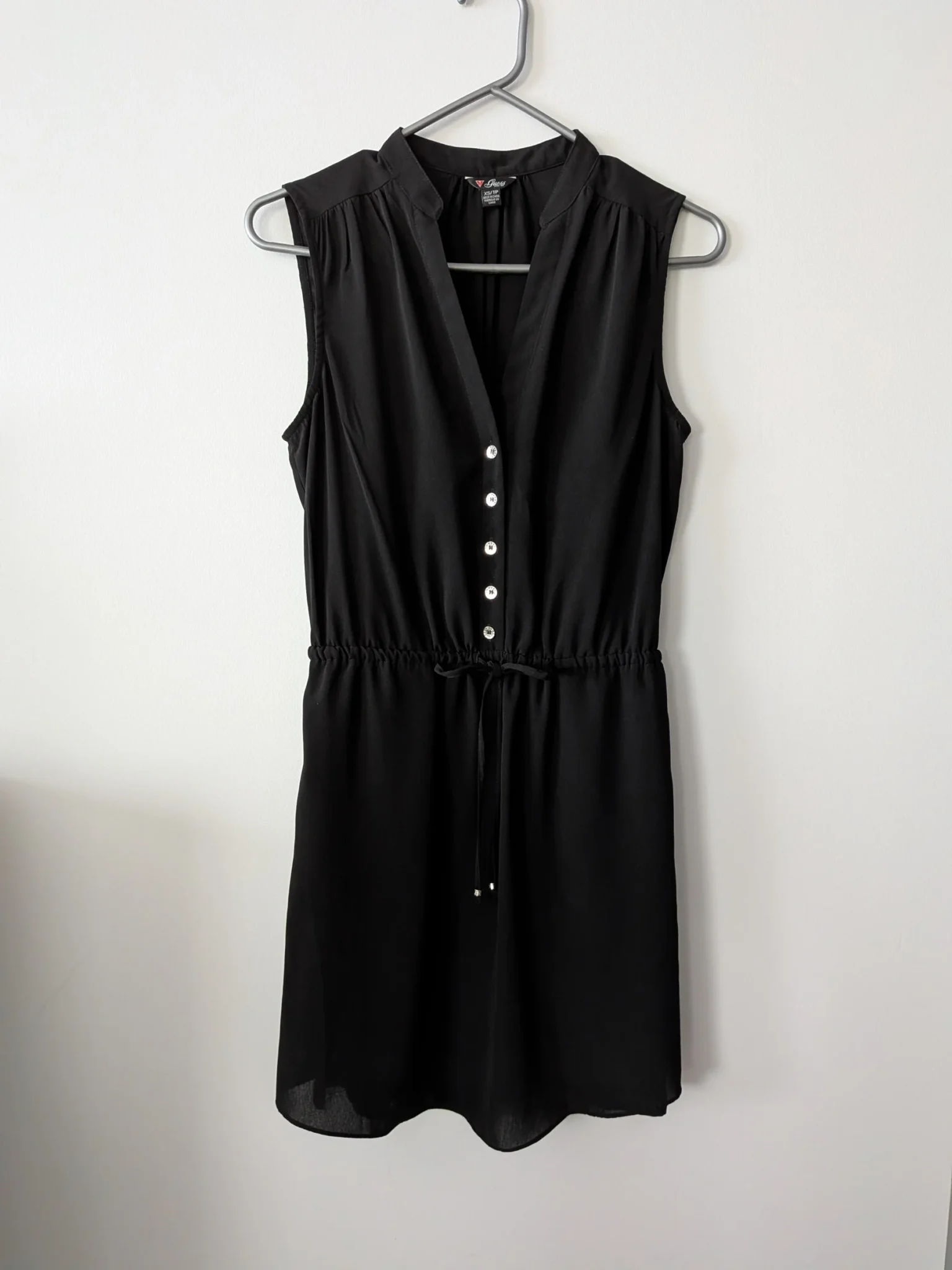 Featured image for Robe Guess