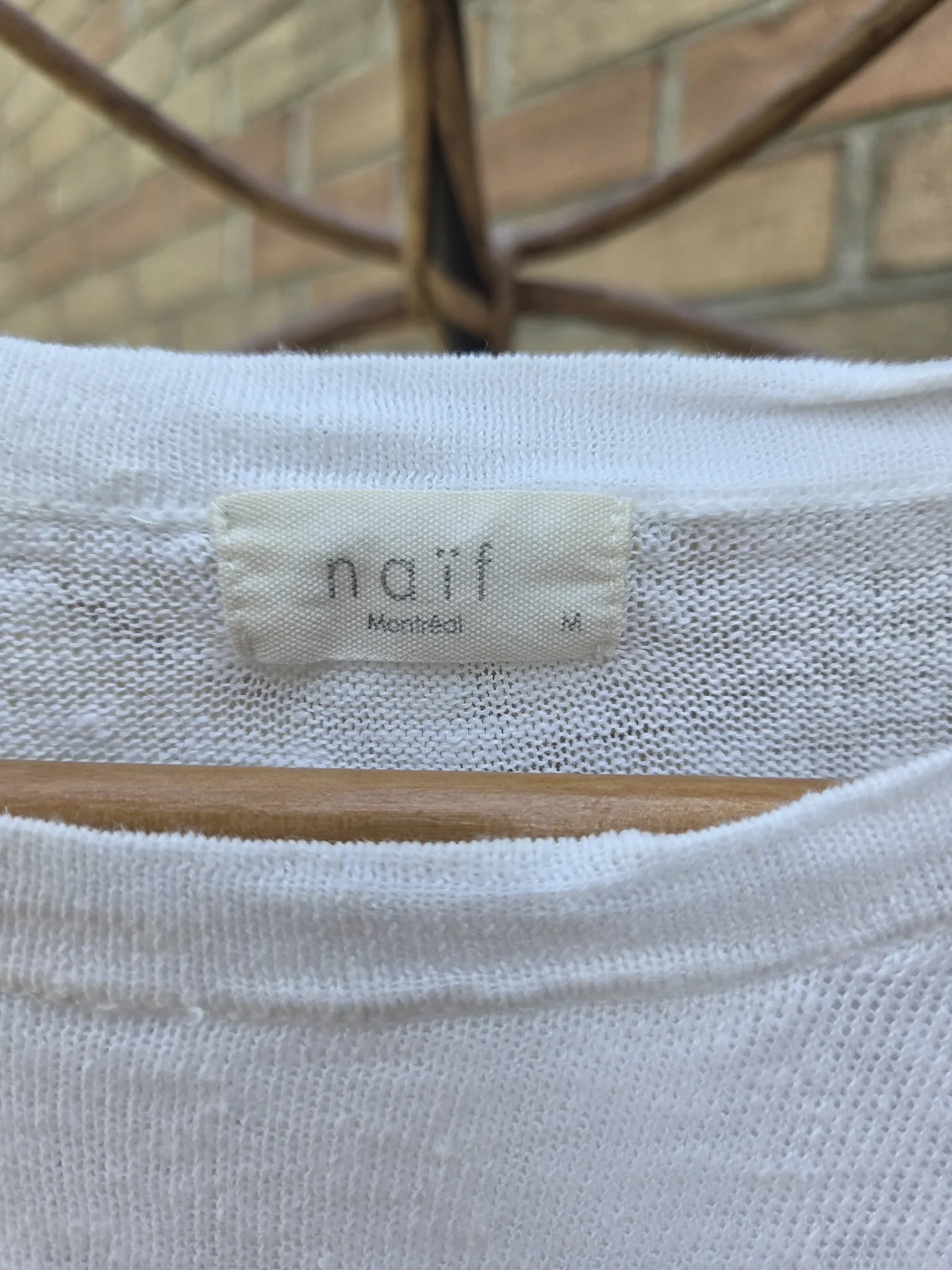 Image for NAÏF: pull léger 100% lin à rayures