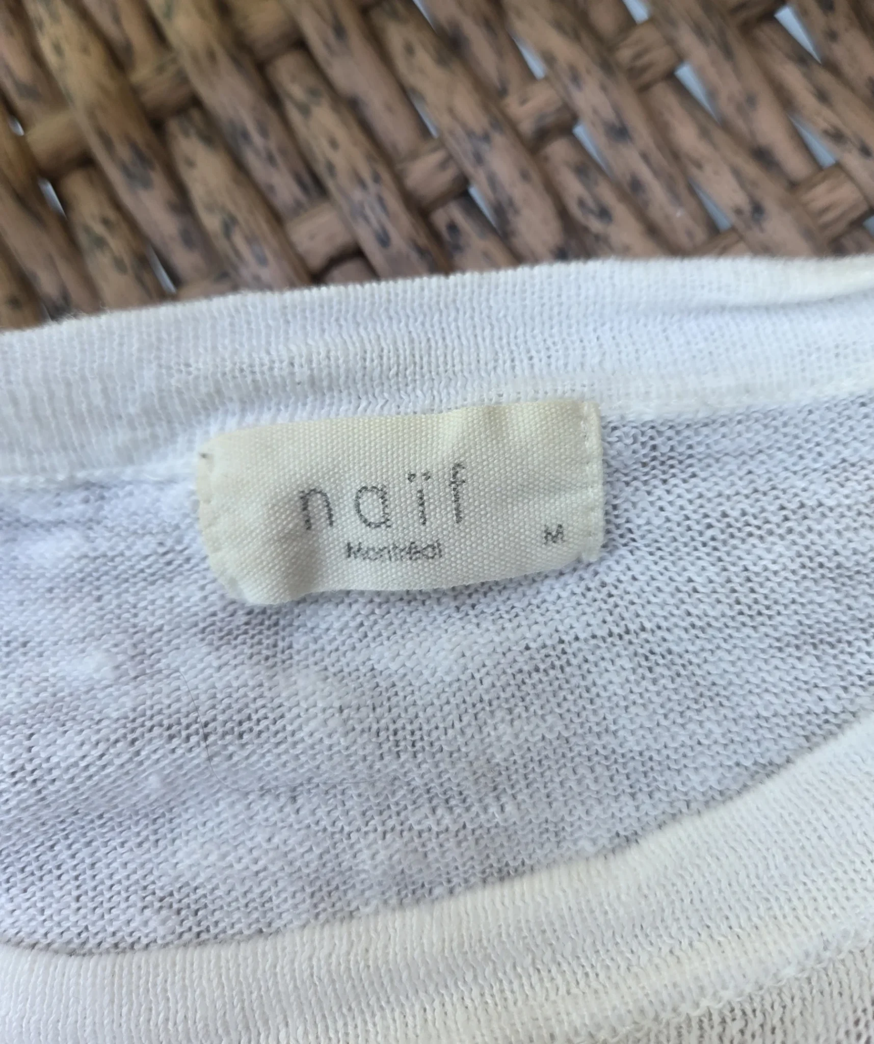 Image for NAÏF: pull léger 100% lin à rayures