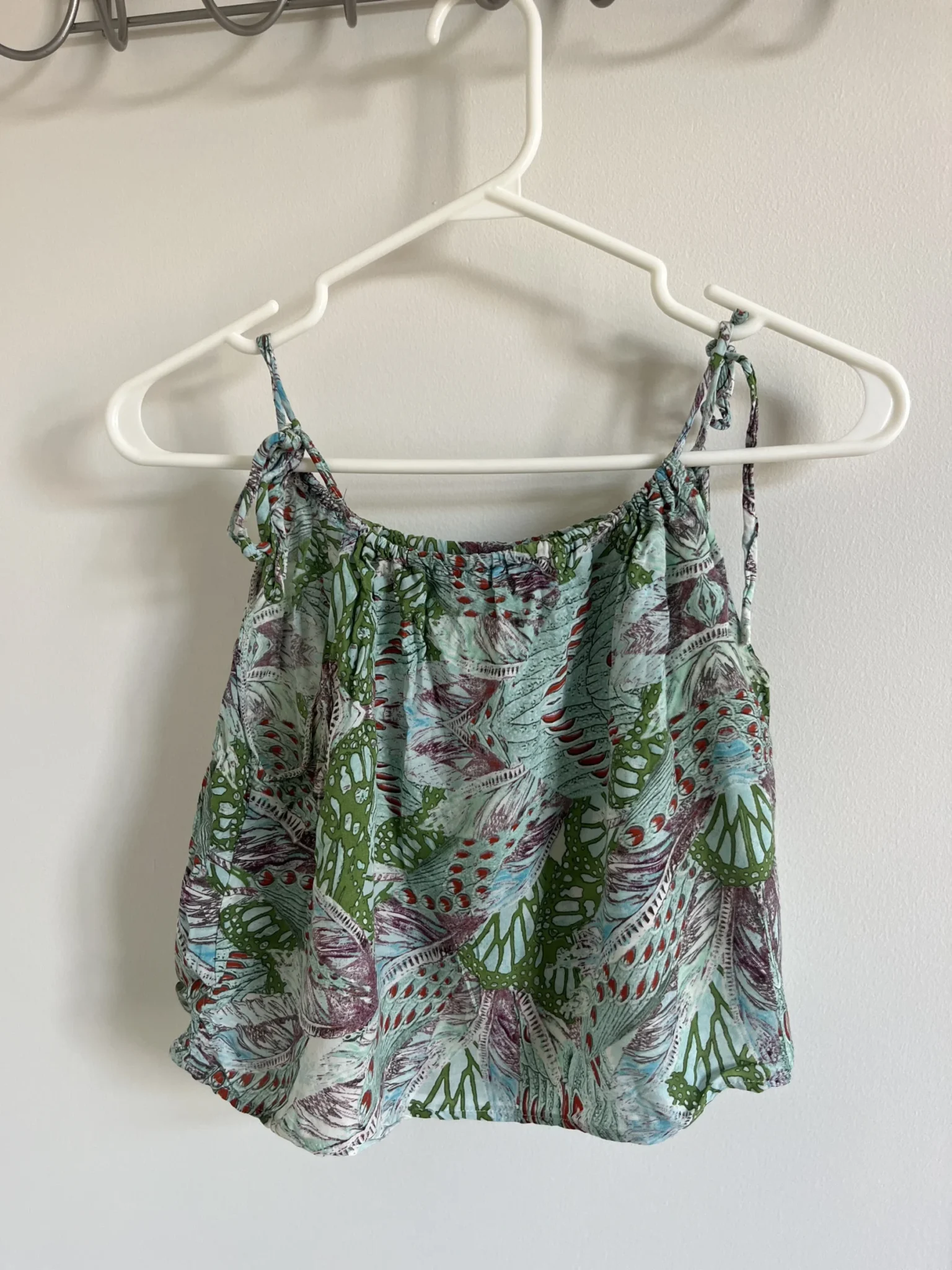 Image for Ensemble camisole/ jupe fabriqué à partir de tissus recyclés