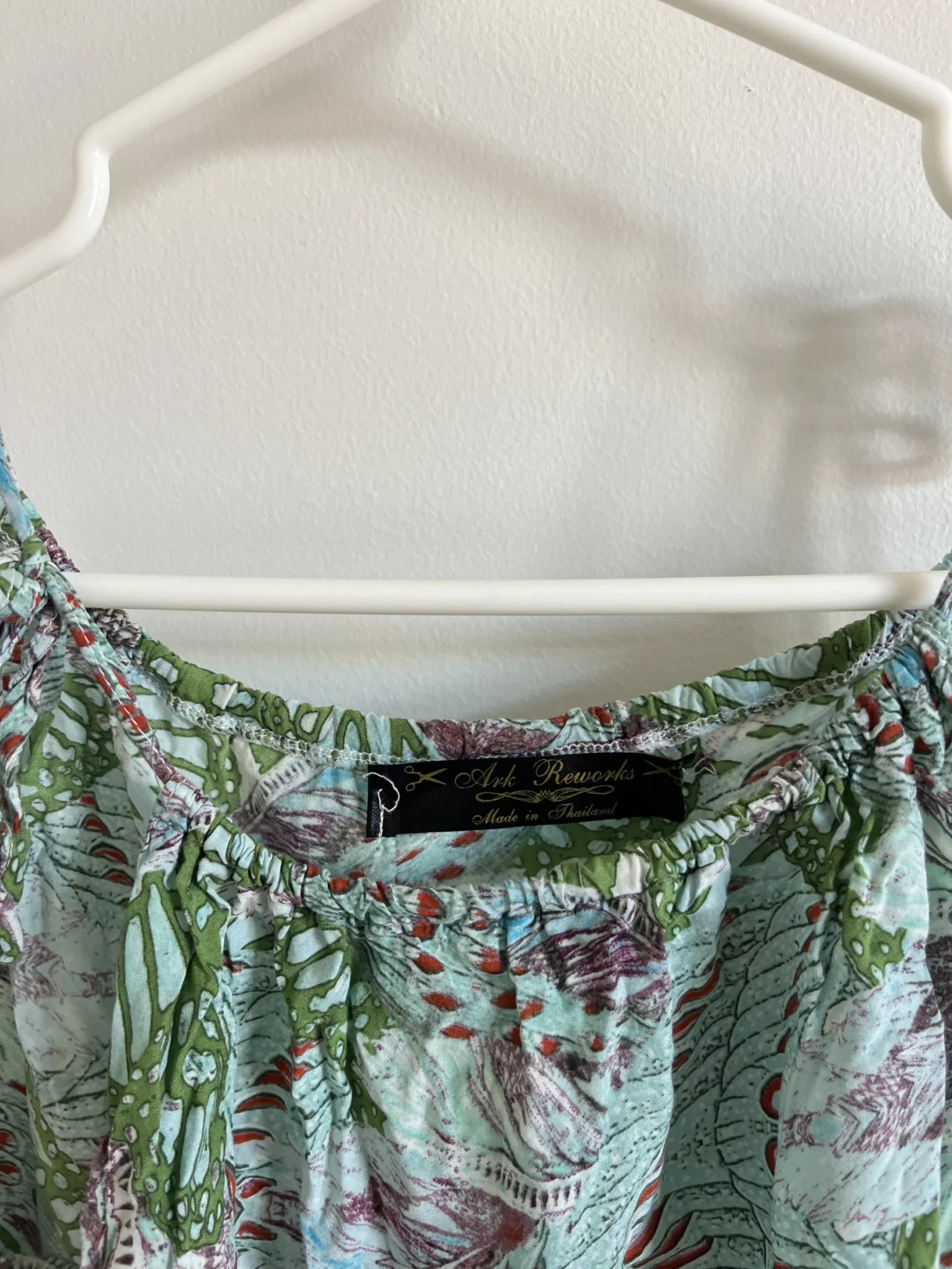 Image for Ensemble camisole/ jupe fabriqué à partir de tissus recyclés