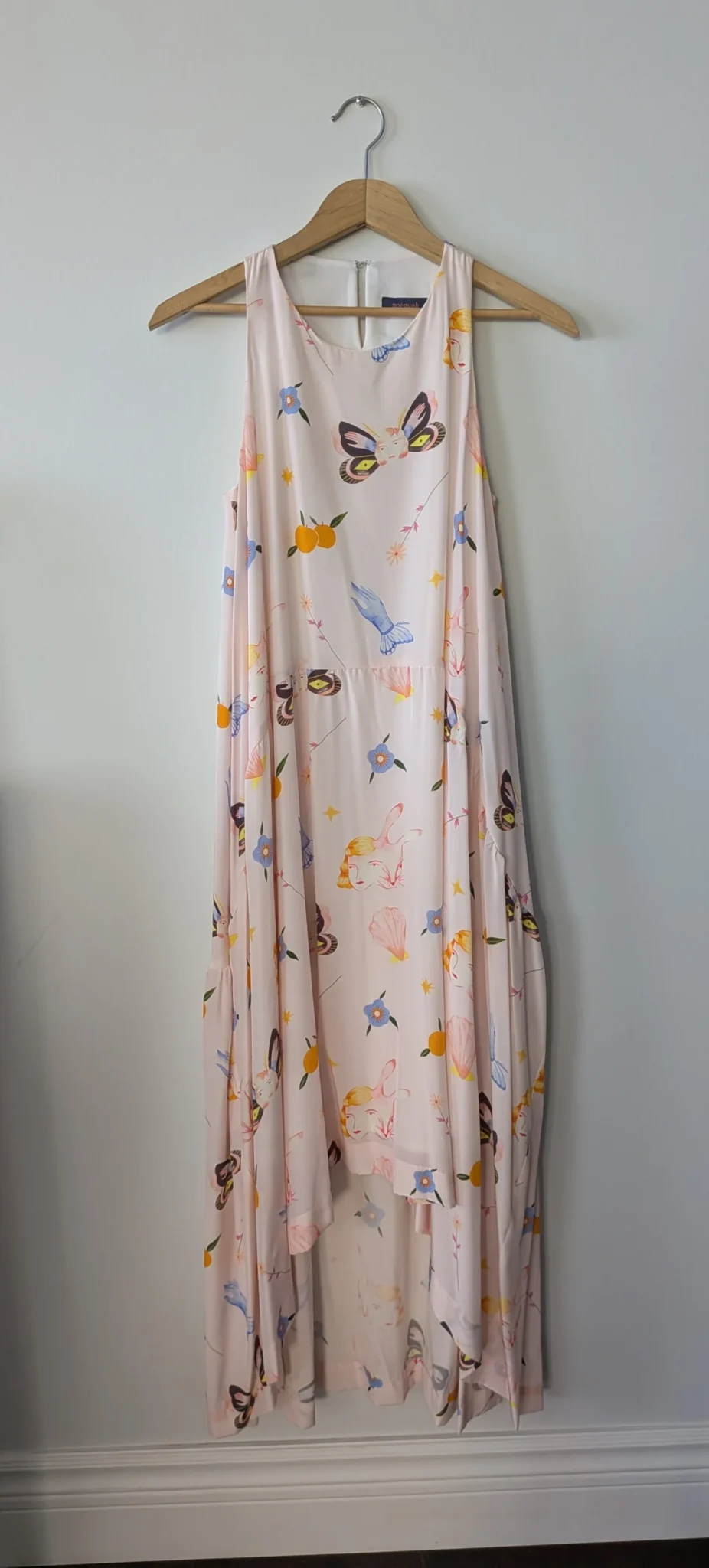 Featured image for Robe Noémiah