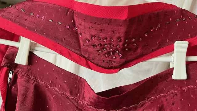Image for Jupe longue couleur cerise, style gitan - Très Chic / VINTAGE