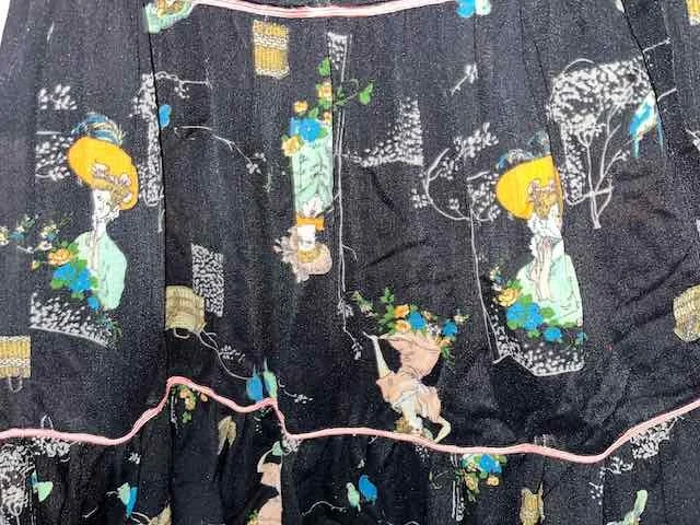 Image for Robe gitane noire à motifs - Original / VINTAGE