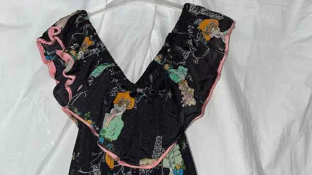 Image for Robe gitane noire à motifs - Original / VINTAGE