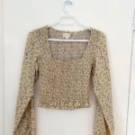 Featured thumbnail for Blouse manche bouffante