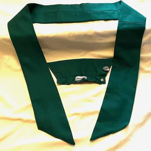 Image for Jupe verte avec ceinture, poignets et bandeau - Très Original / VINTAGE