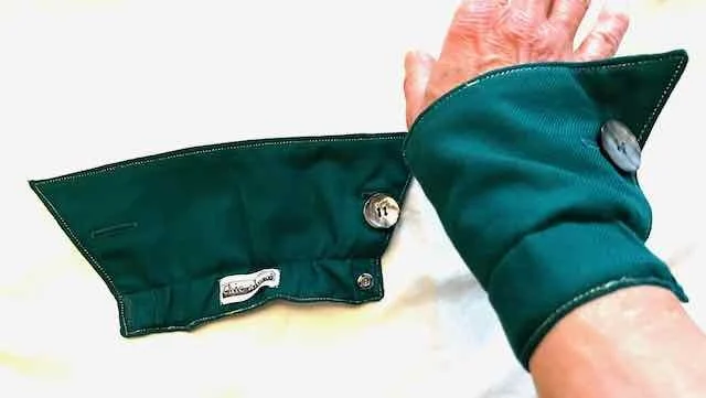 Image for Jupe verte avec ceinture, poignets et bandeau - Très Original / VINTAGE
