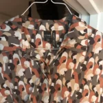 Thumbnail for Chemise icône taille m de la maison Simons neuve jamais portée super belle qualité