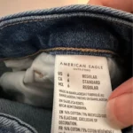 Thumbnail for Jeans American Eagle pour femmes taille 6 longueur régulière CURVY porté une seule fois parfait état