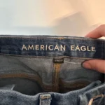 Thumbnail for Jeans American Eagle pour femmes taille 6 longueur régulière CURVY porté une seule fois parfait état