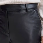 Thumbnail for Pantalon en faux cuir à taille haute et jambe droite doublé à l’intérieur size 8 de marque Reitmans