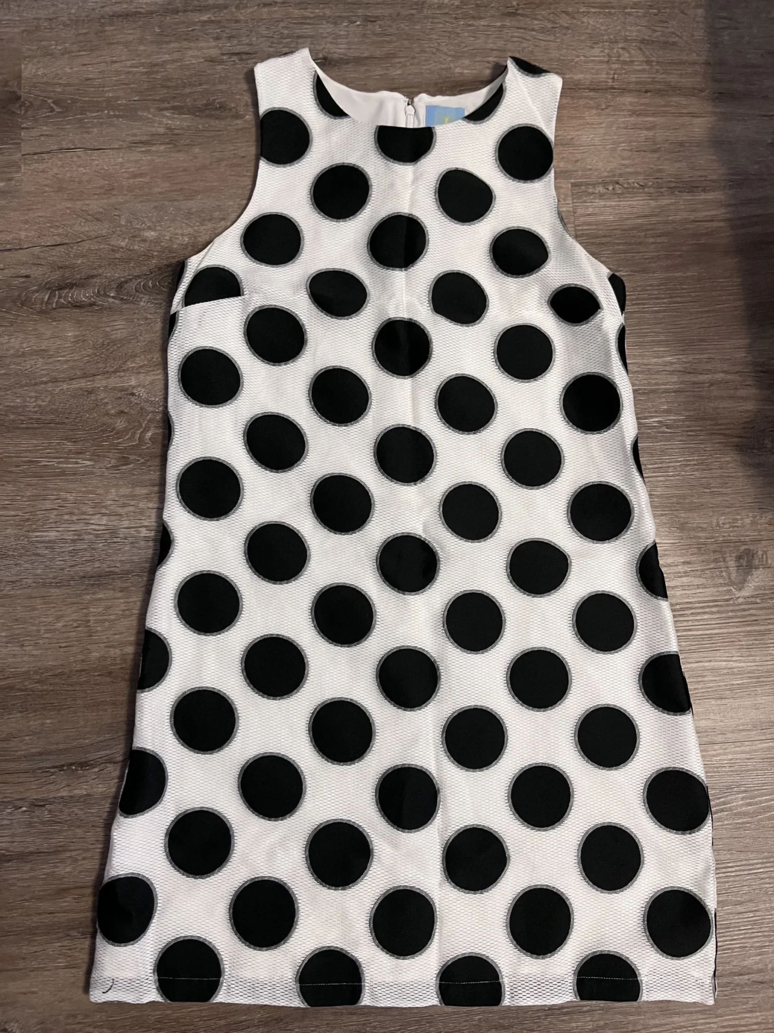 Featured image for Robe à pois CeCe
