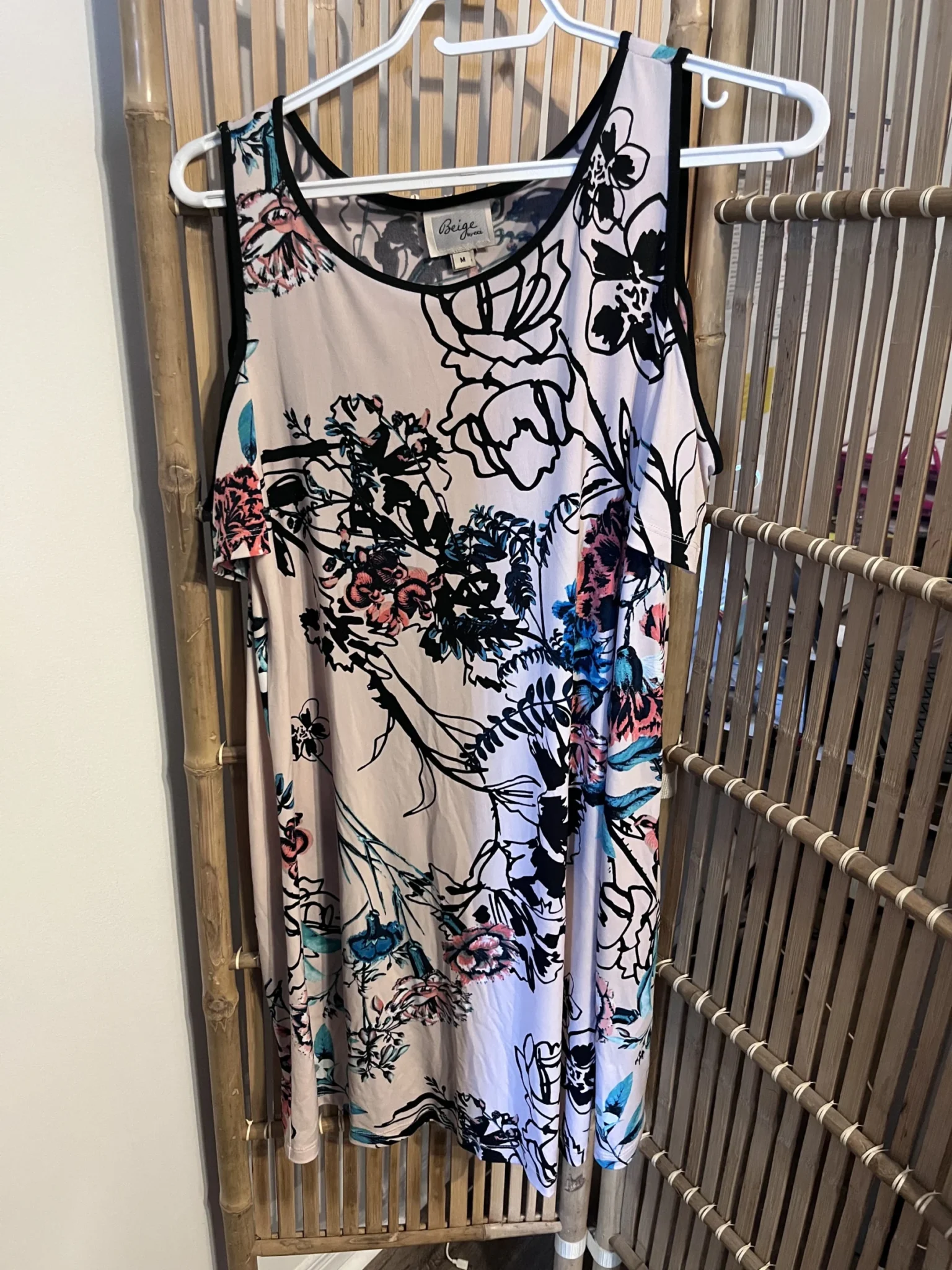 Featured image for Robe avec épaules dénudées