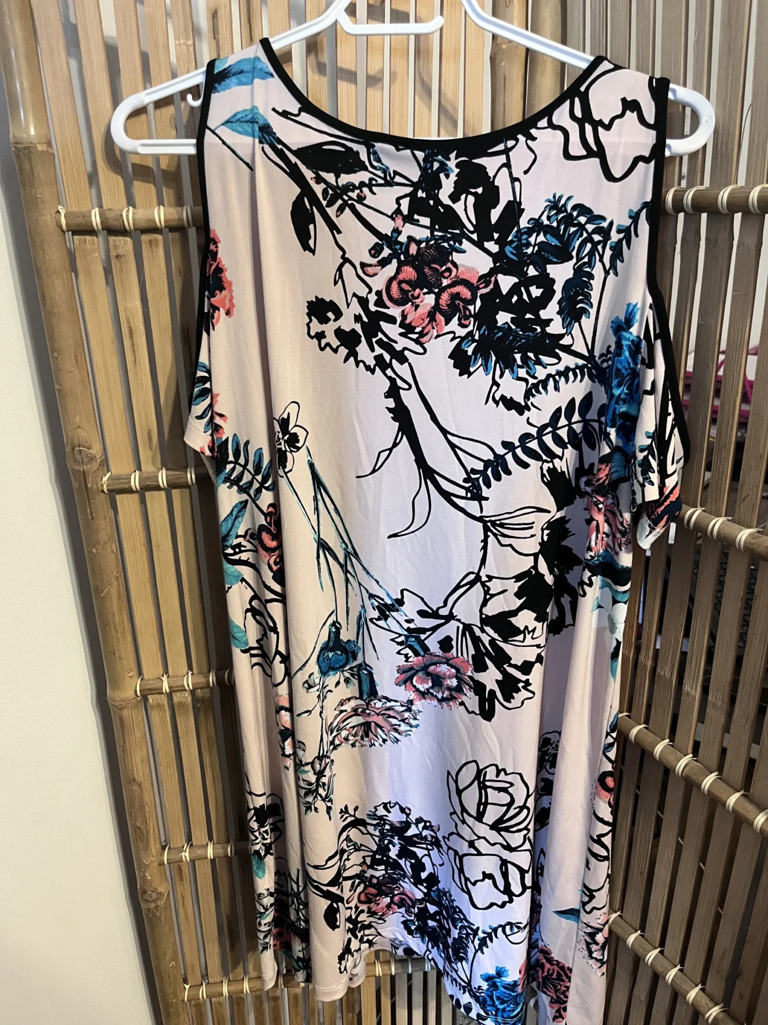 Image for Robe avec épaules dénudées