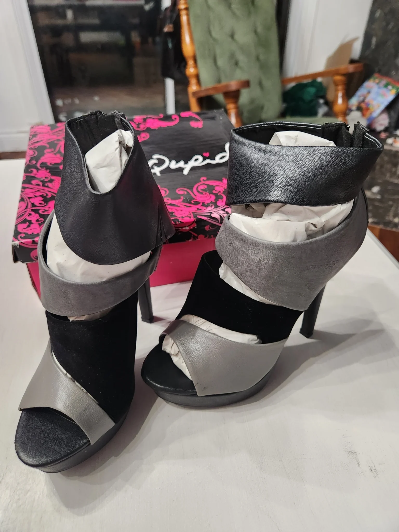 Featured image for Qupid three-colour high-heeled sandals – Brand new in their box – Size 6 (36.5)