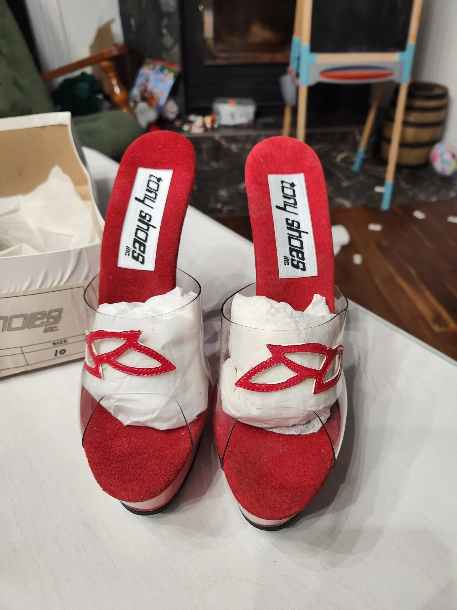 Featured image for Tony Shoes retro platform mules – Brand new with a fault – Size 10 (41)