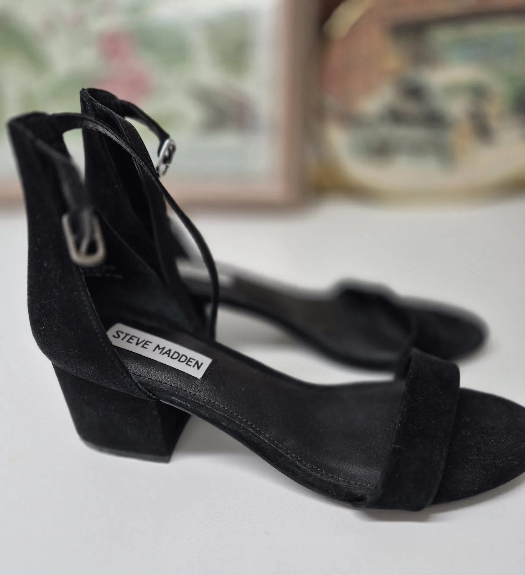 Sandales suède noires Steve Madden Steve Madden seconde main