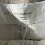 Thumbnail for Short effortlesd Aritzia