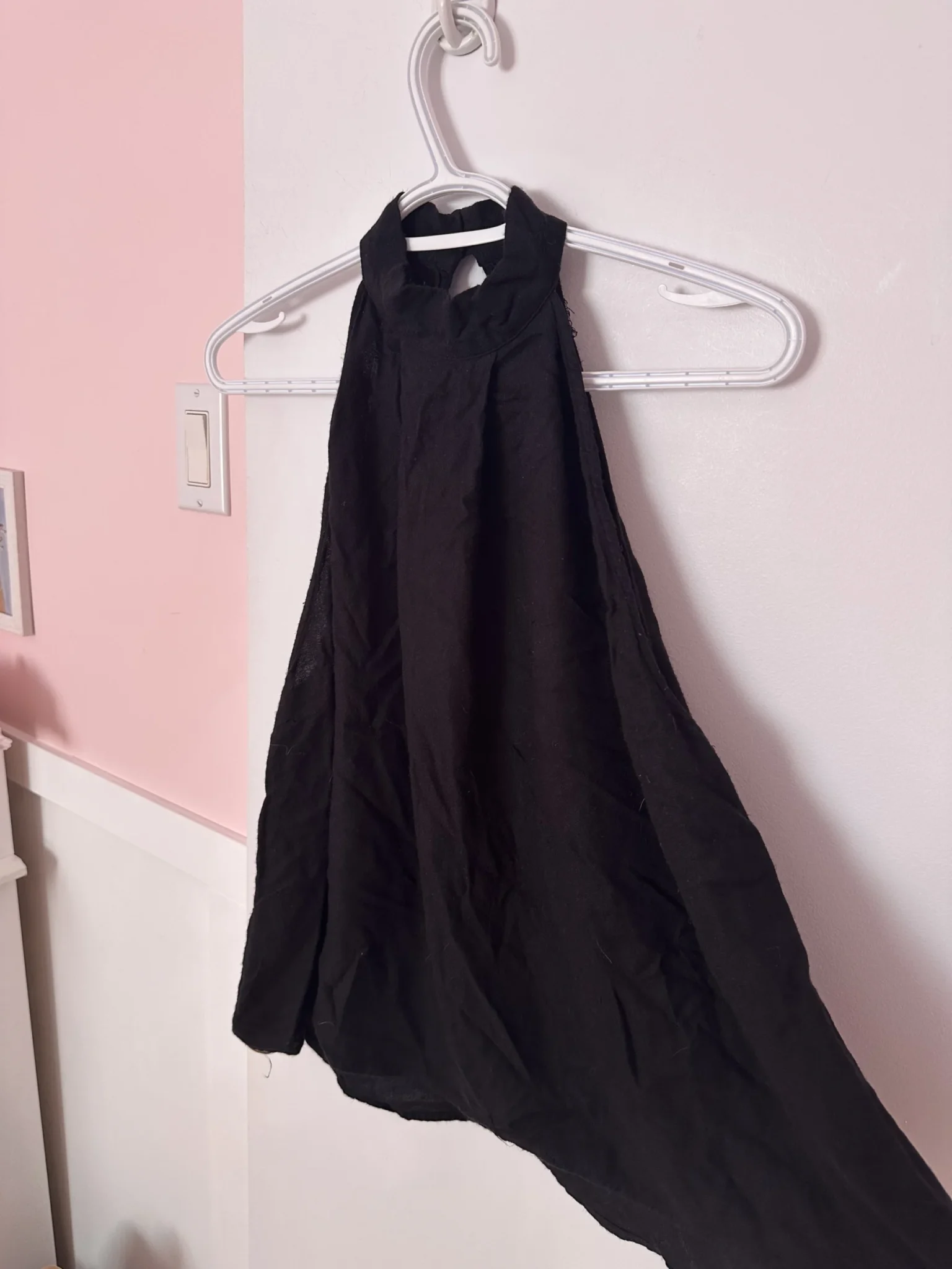 Image for Camisole with a fastening at the nape of the neck