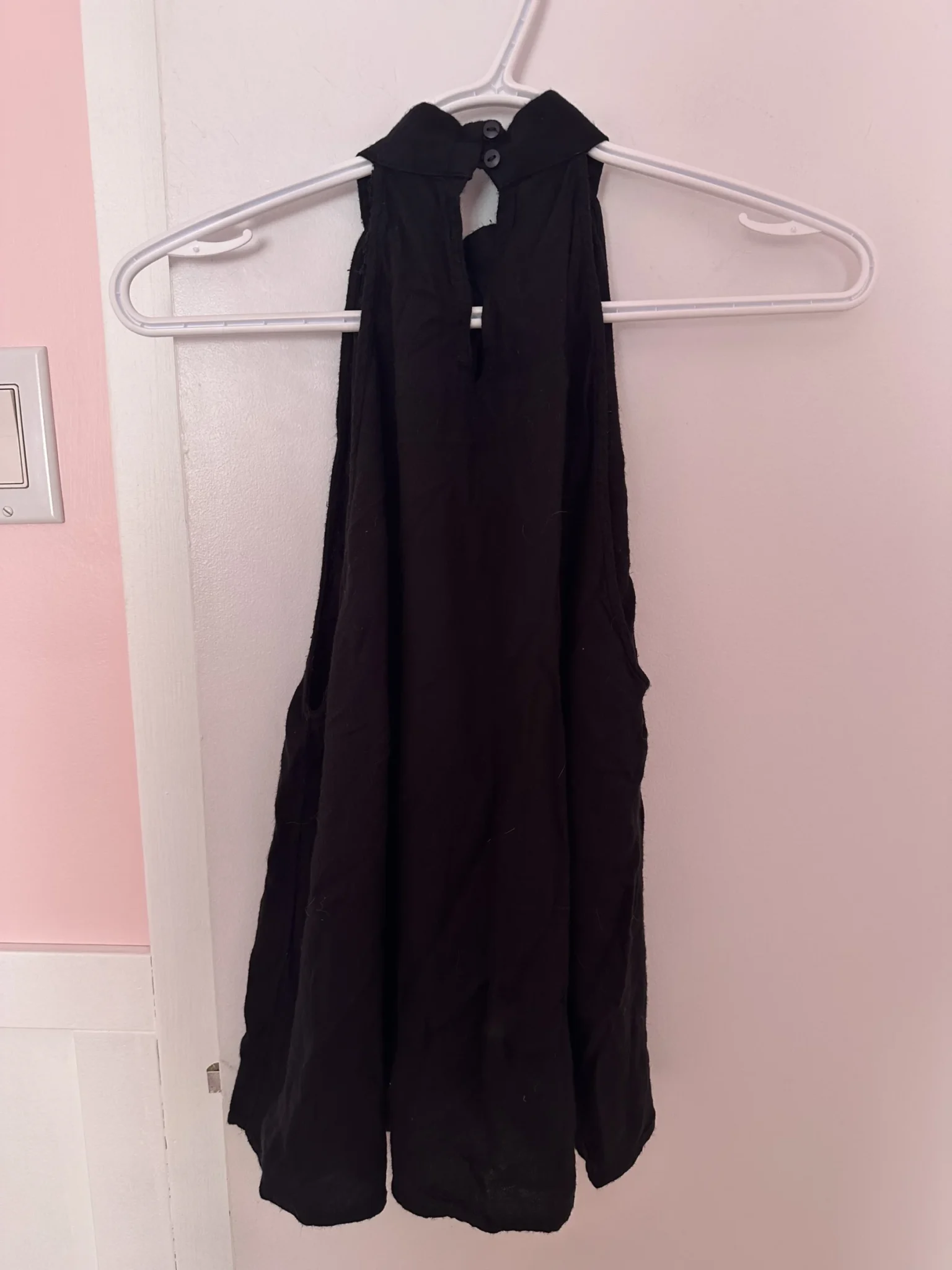 Image for Camisole with a fastening at the nape of the neck
