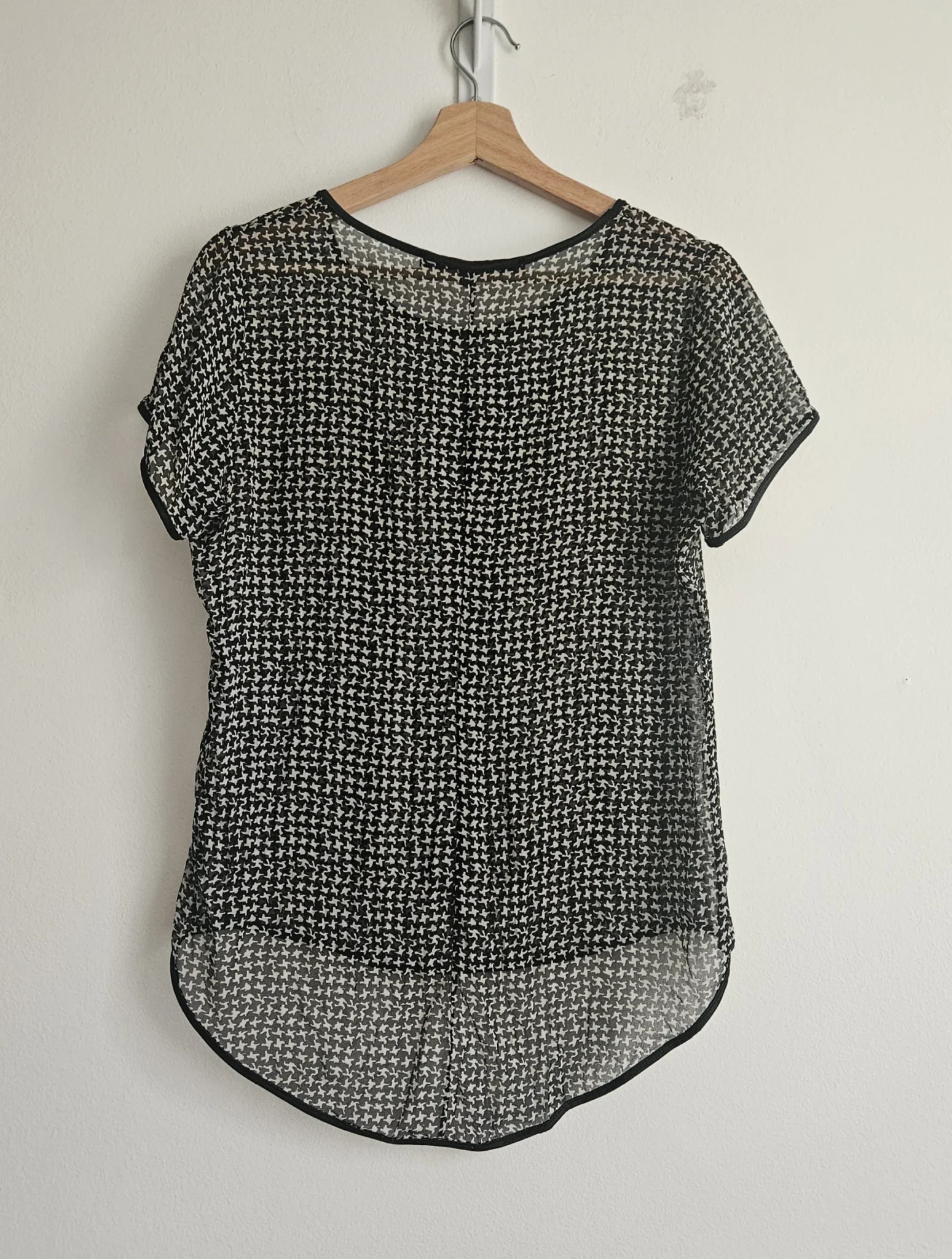 Image for 🌷T-shirt – La Fée Maraboutée