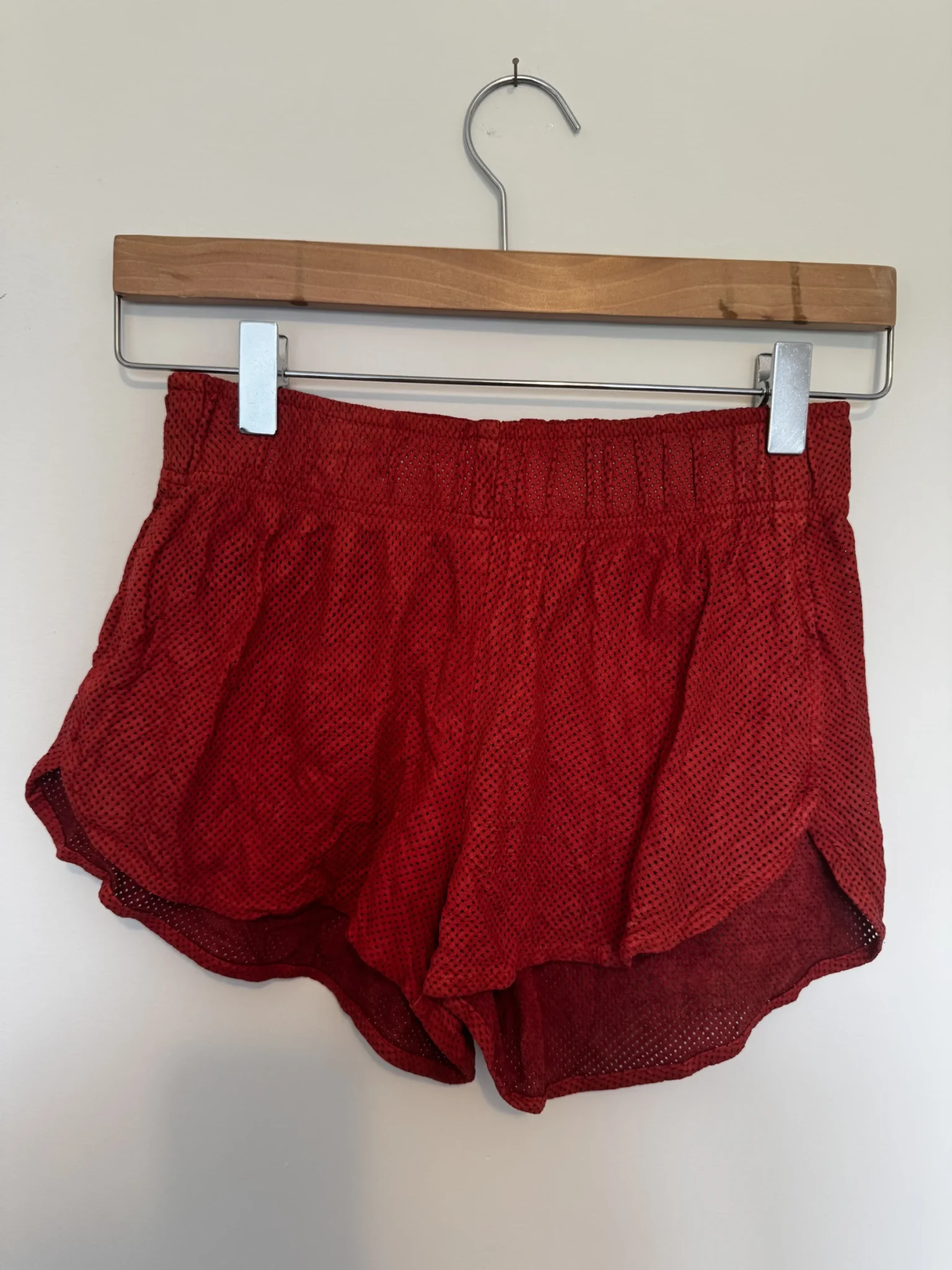 Featured image for RAILS Micro-short en cuir perforé