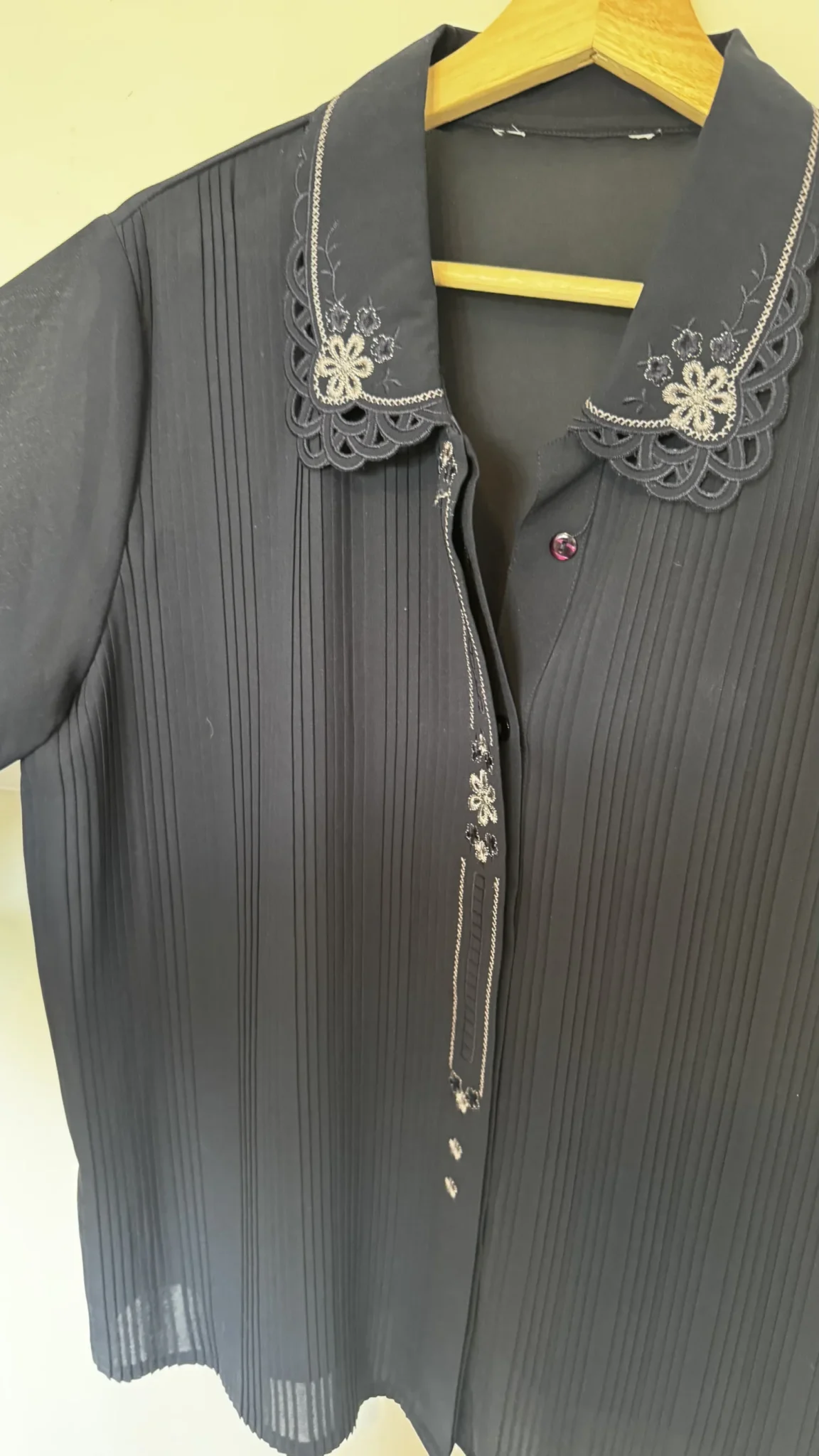 Image for VINTAGE blouse broderie fluide