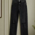 Featured thumbnail for Black jeans (Paige brand)