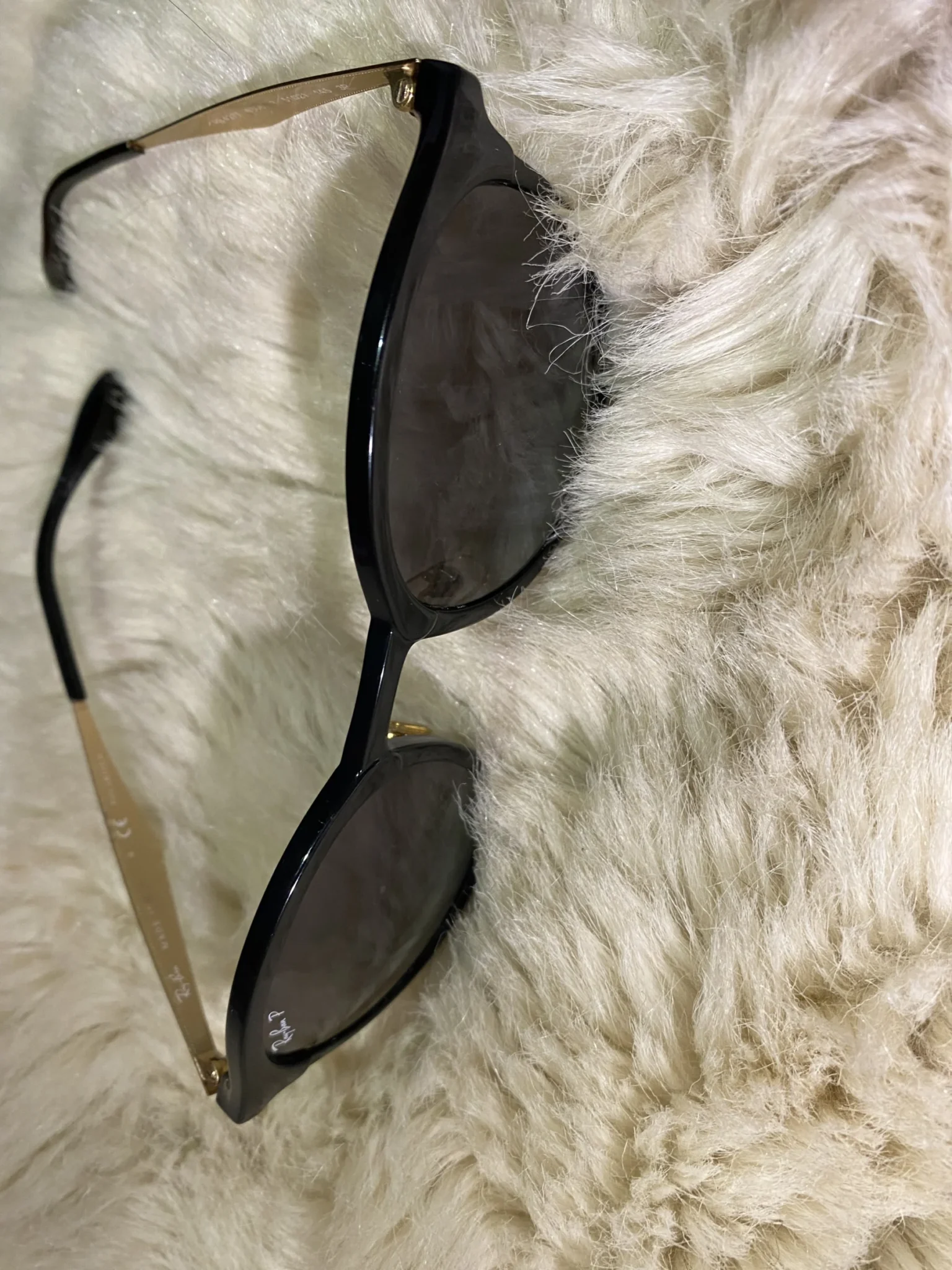 Image for Ray-Ban Polarised Round Sunglasses