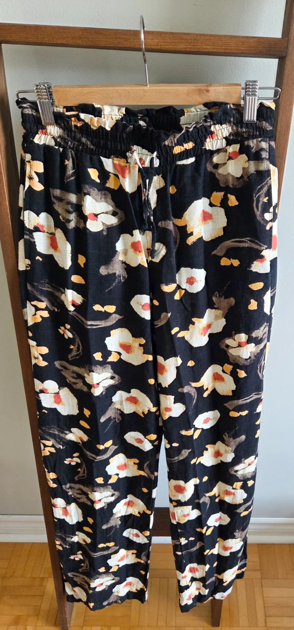 Featured image for Pantalon fleuri mélange de lin Max Cocos