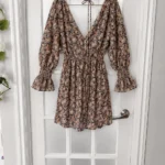 Featured thumbnail for Robe Lupicia, fleurie bleu et rose