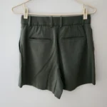 Thumbnail for Aritzia - Babaton - Short taille 4